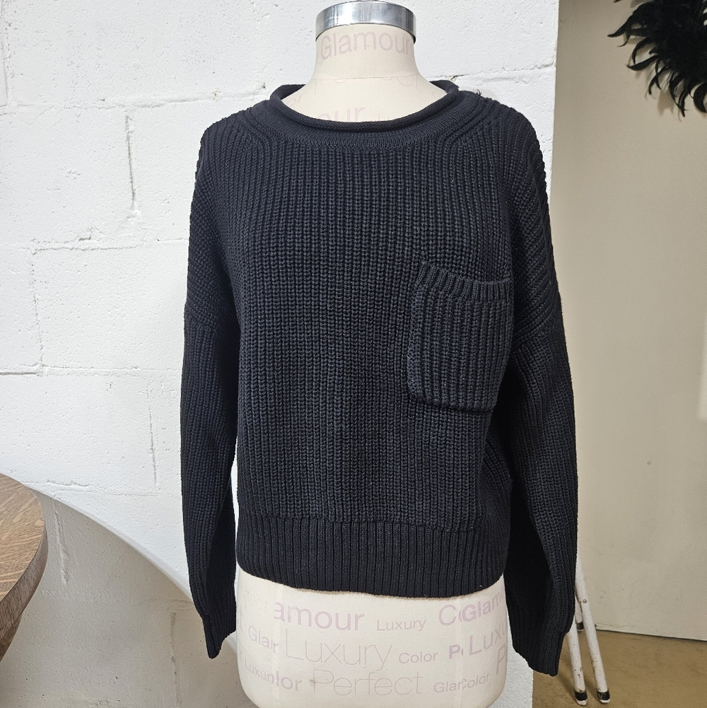 GAP Sweater Small